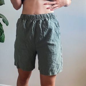 10 Tree Green Shorts